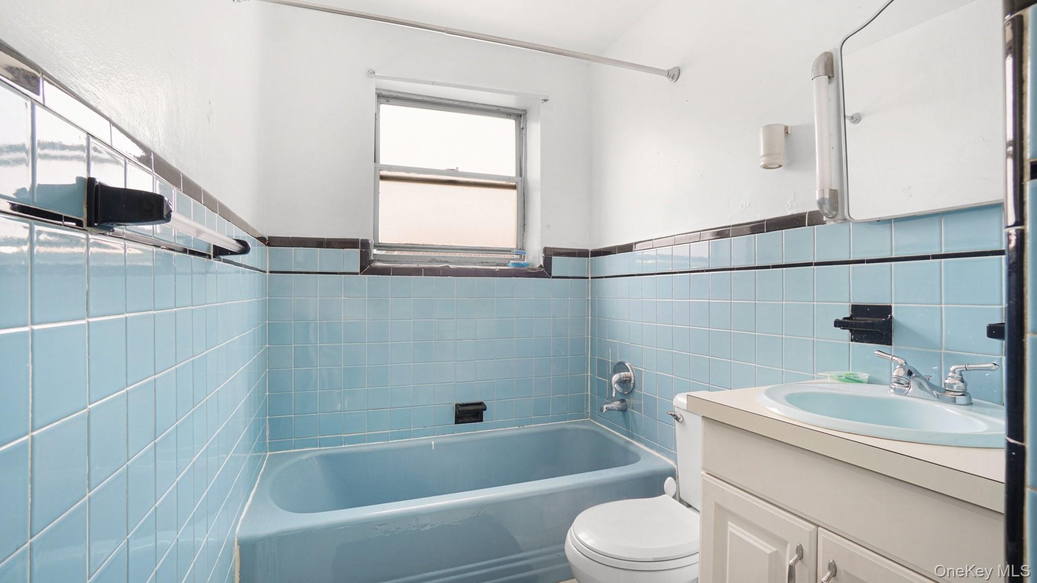 1051 Duncan Street Property Photo 12