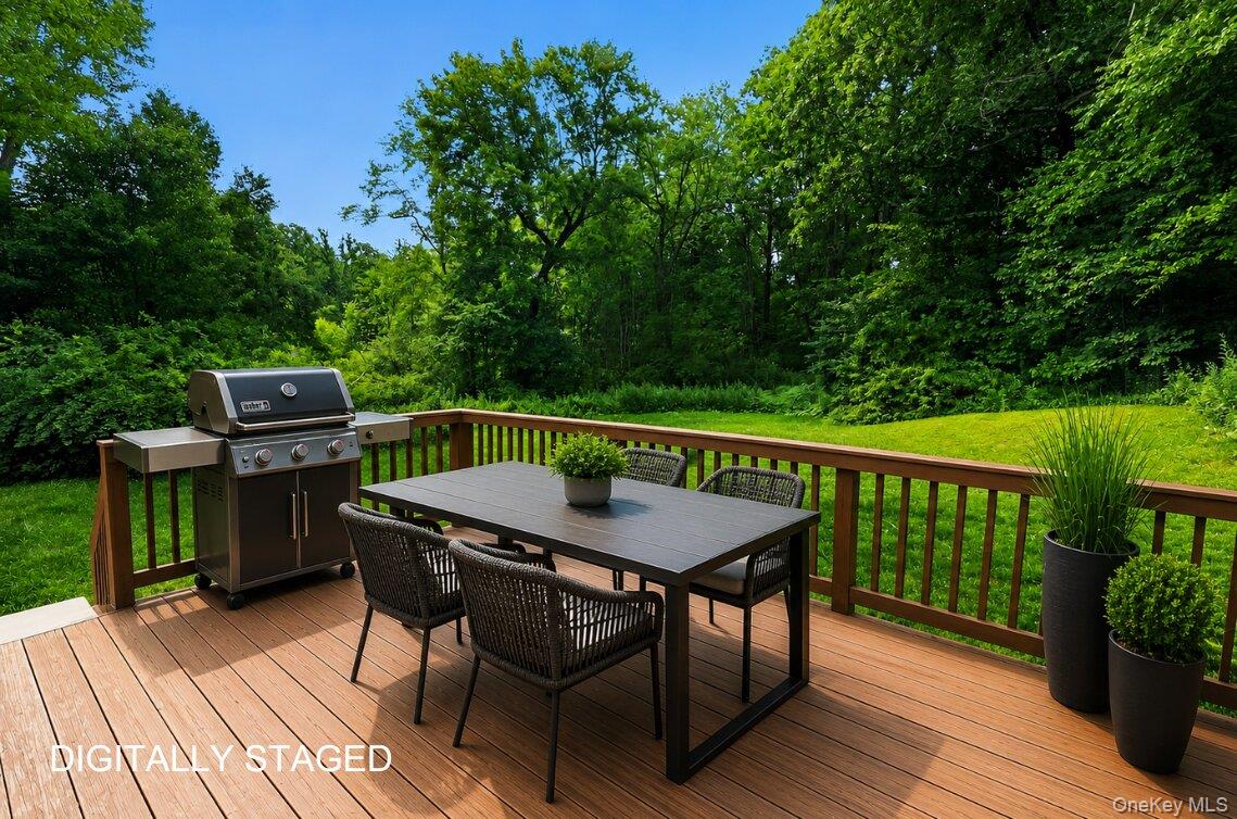 74 N Cross Road Property Photo 14
