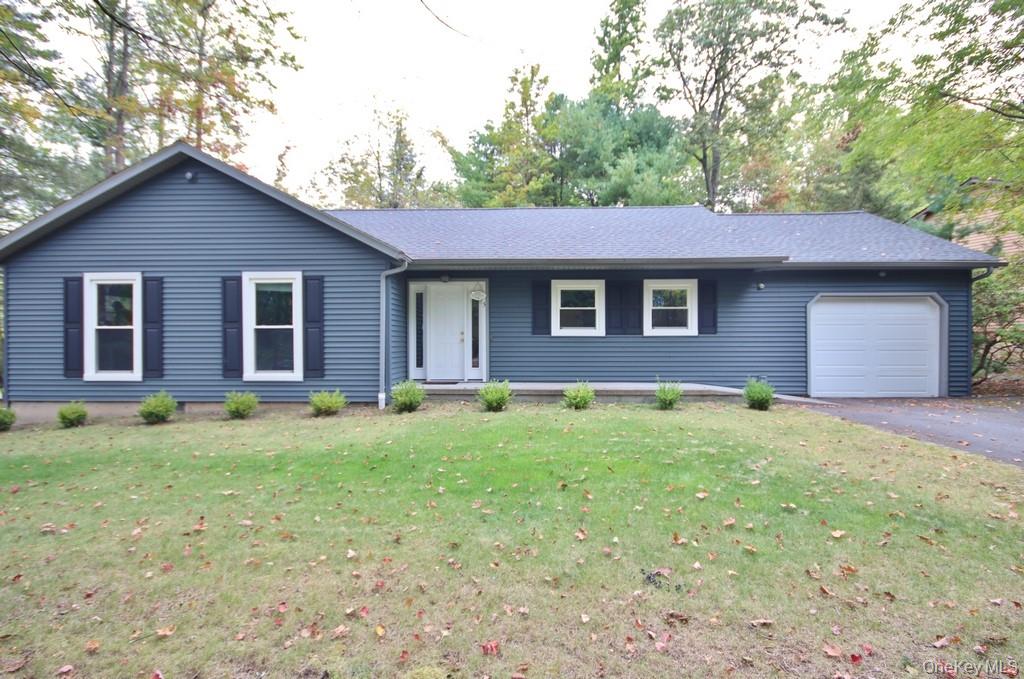 5 Drake Lane Property Photo 1