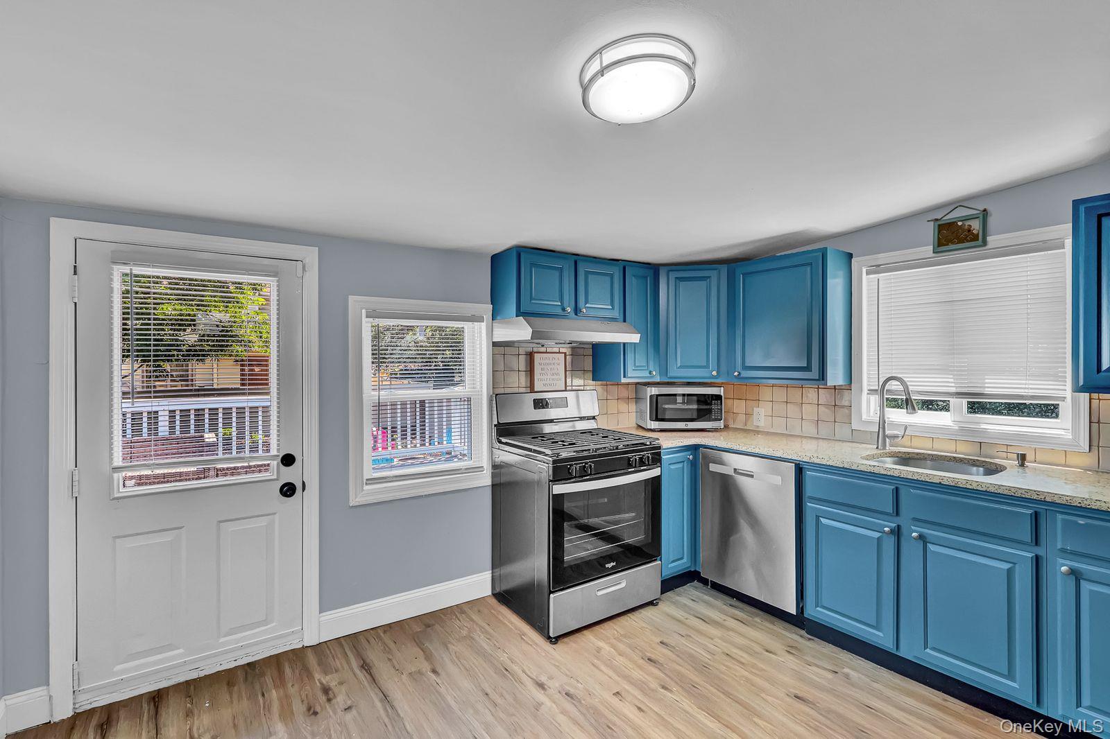 75 2nd Avenue Property Photo 14