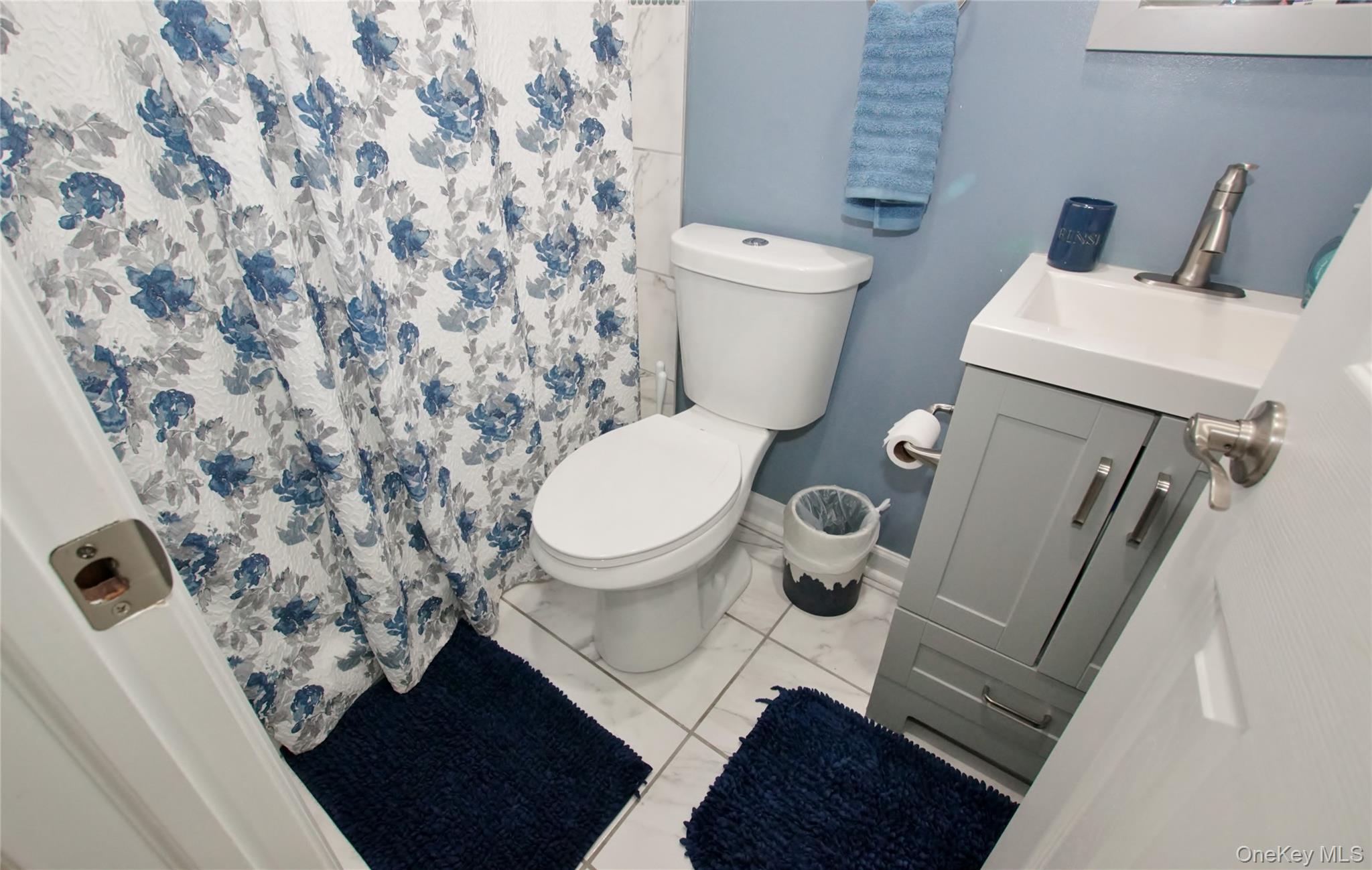 278 S Long Beach Avenue Property Photo 23