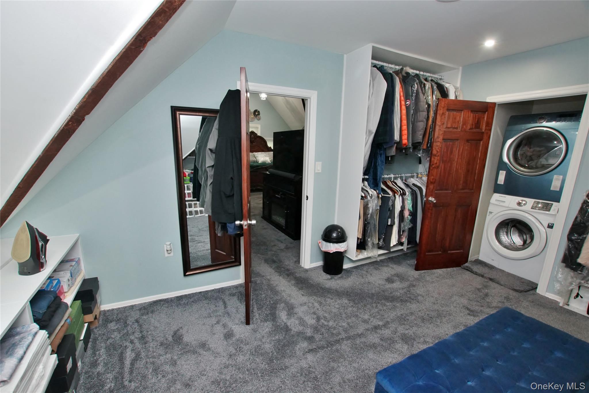 278 S Long Beach Avenue Property Photo 26
