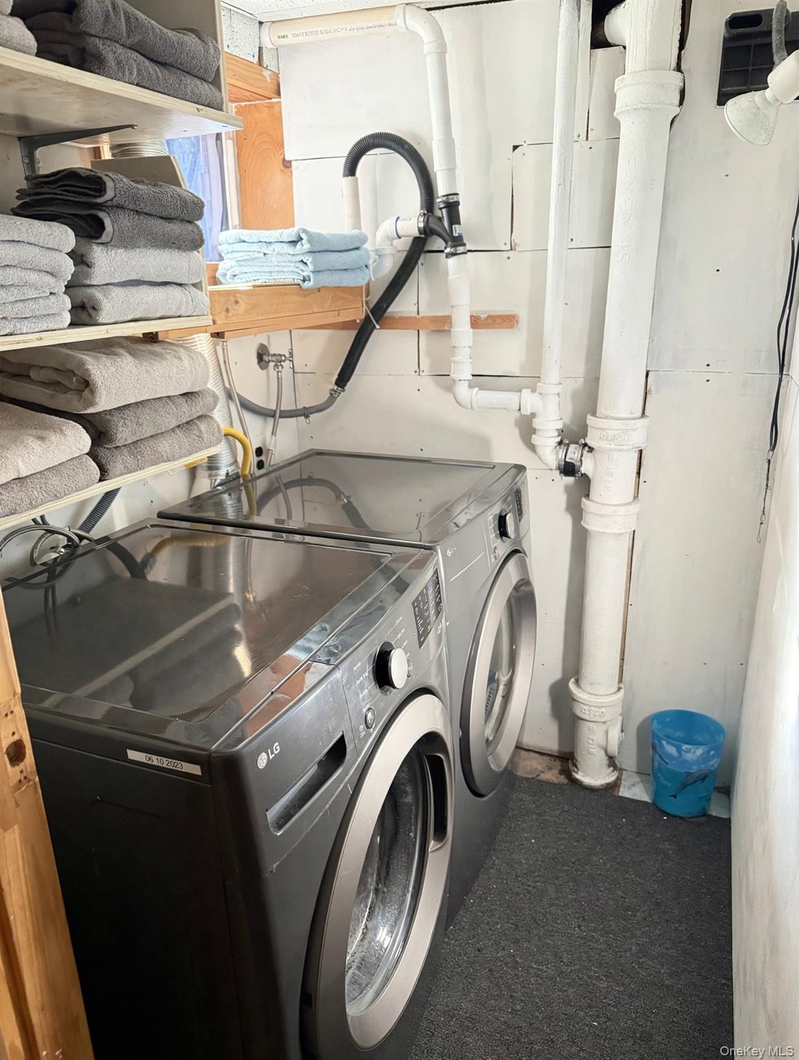 22 Newtown Avenue Property Photo 18