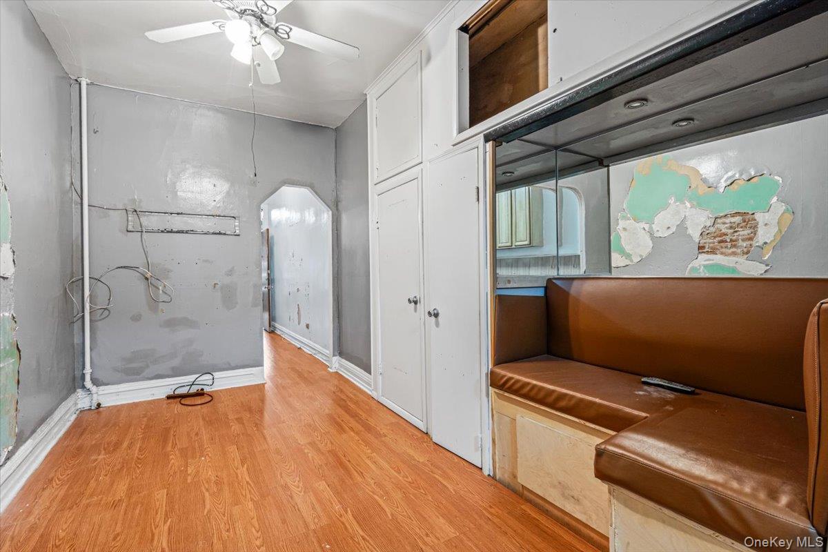 1719 Woodbine Street Property Photo 2