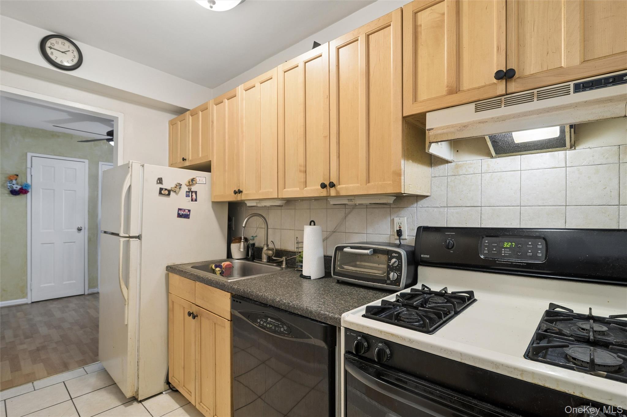 101 Clinton Avenue 3h Property Photo 17