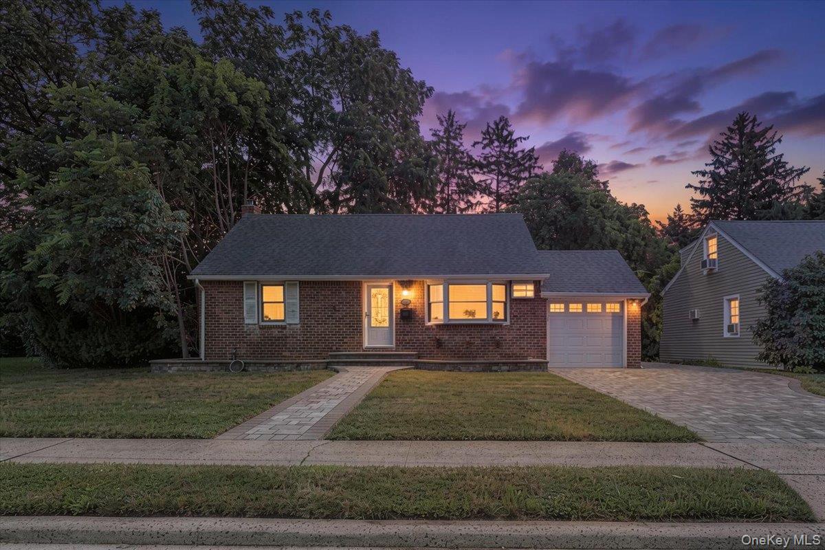 9 Tudor Road Property Photo 1