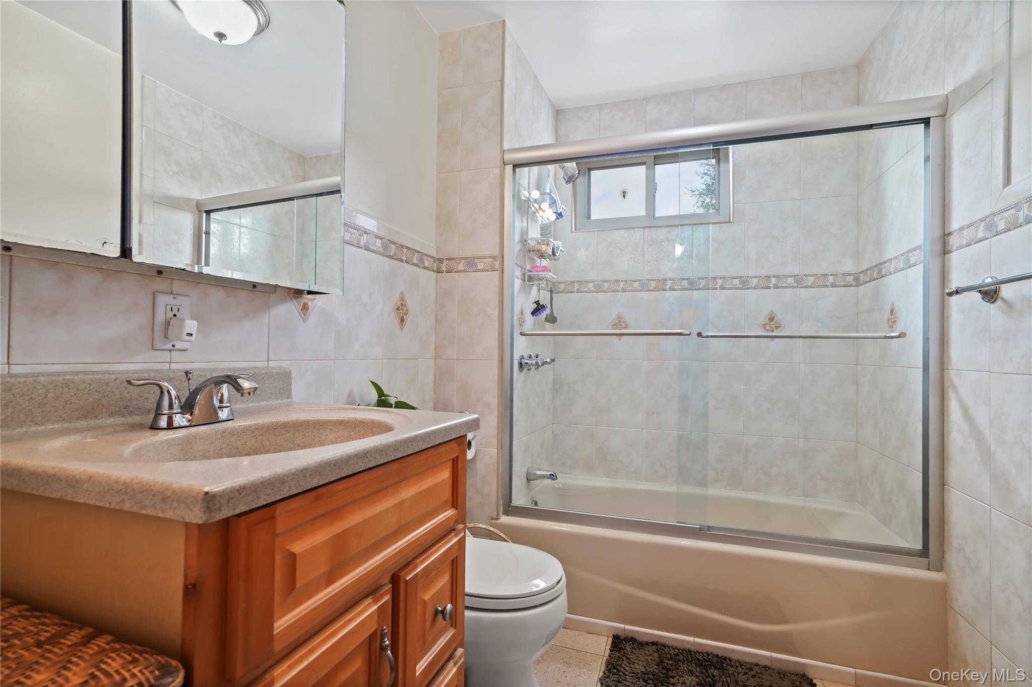 94-32 77th Street Property Photo 17