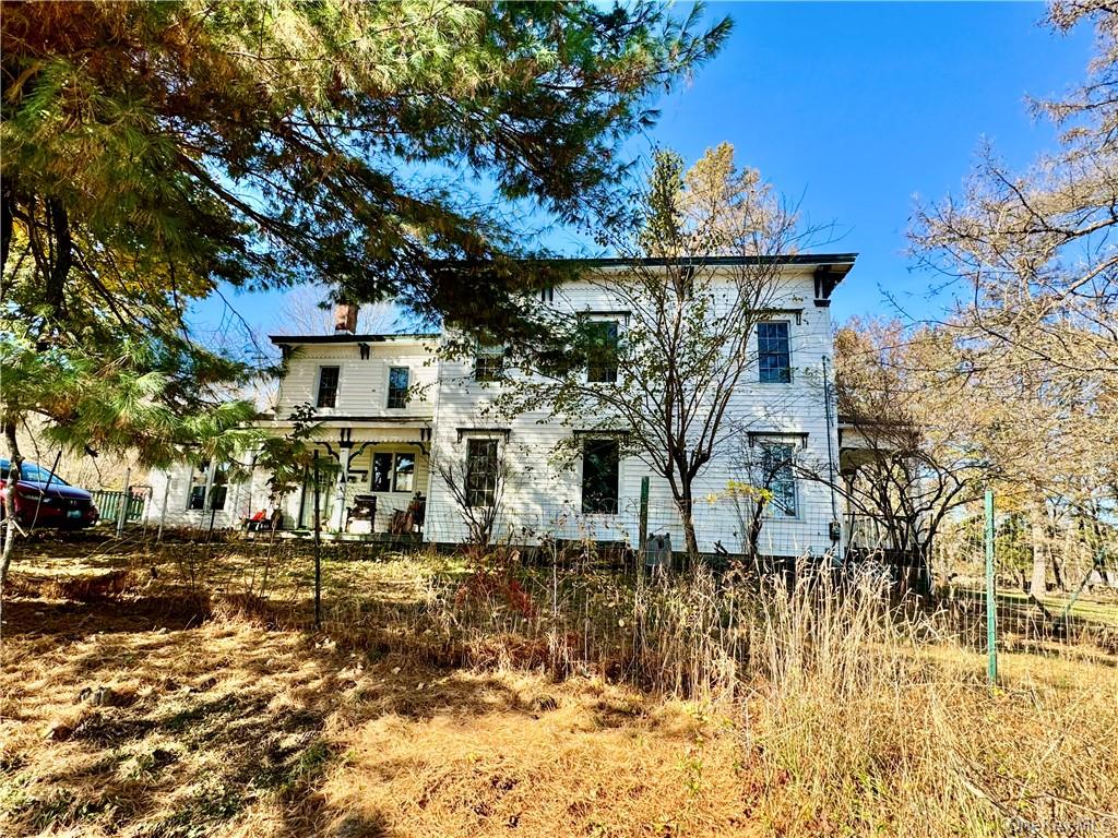 255 Howells Road Property Photo 4