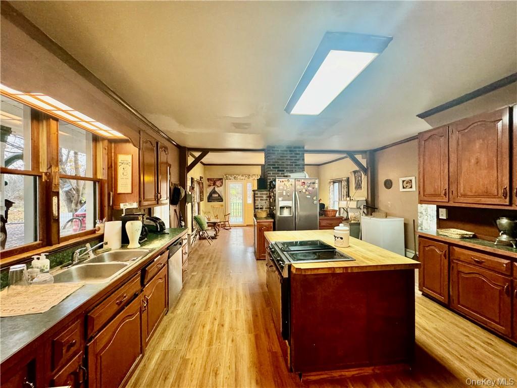 255 Howells Road Property Photo 10