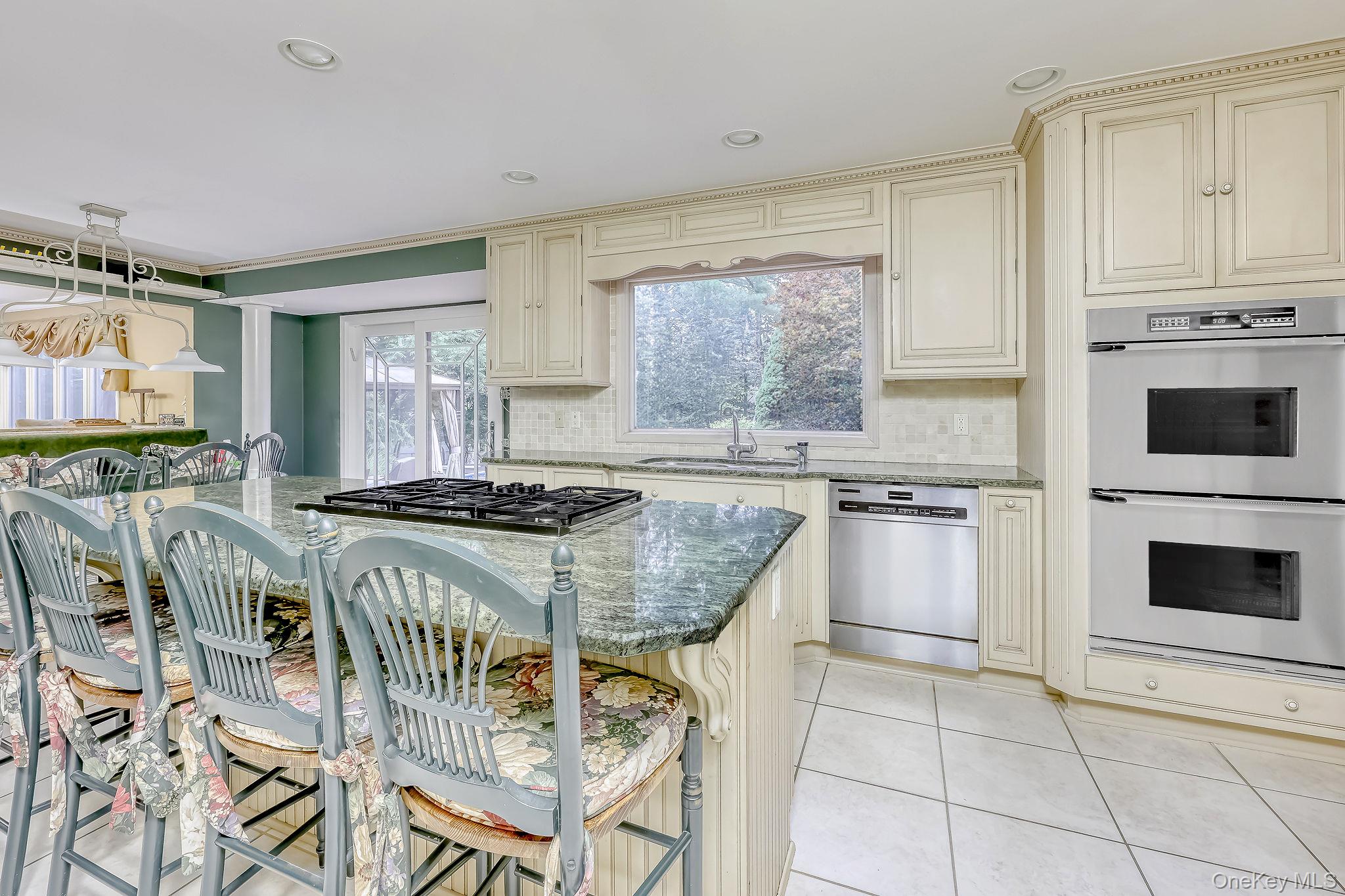 17 Snowdrop Drive Property Photo 10