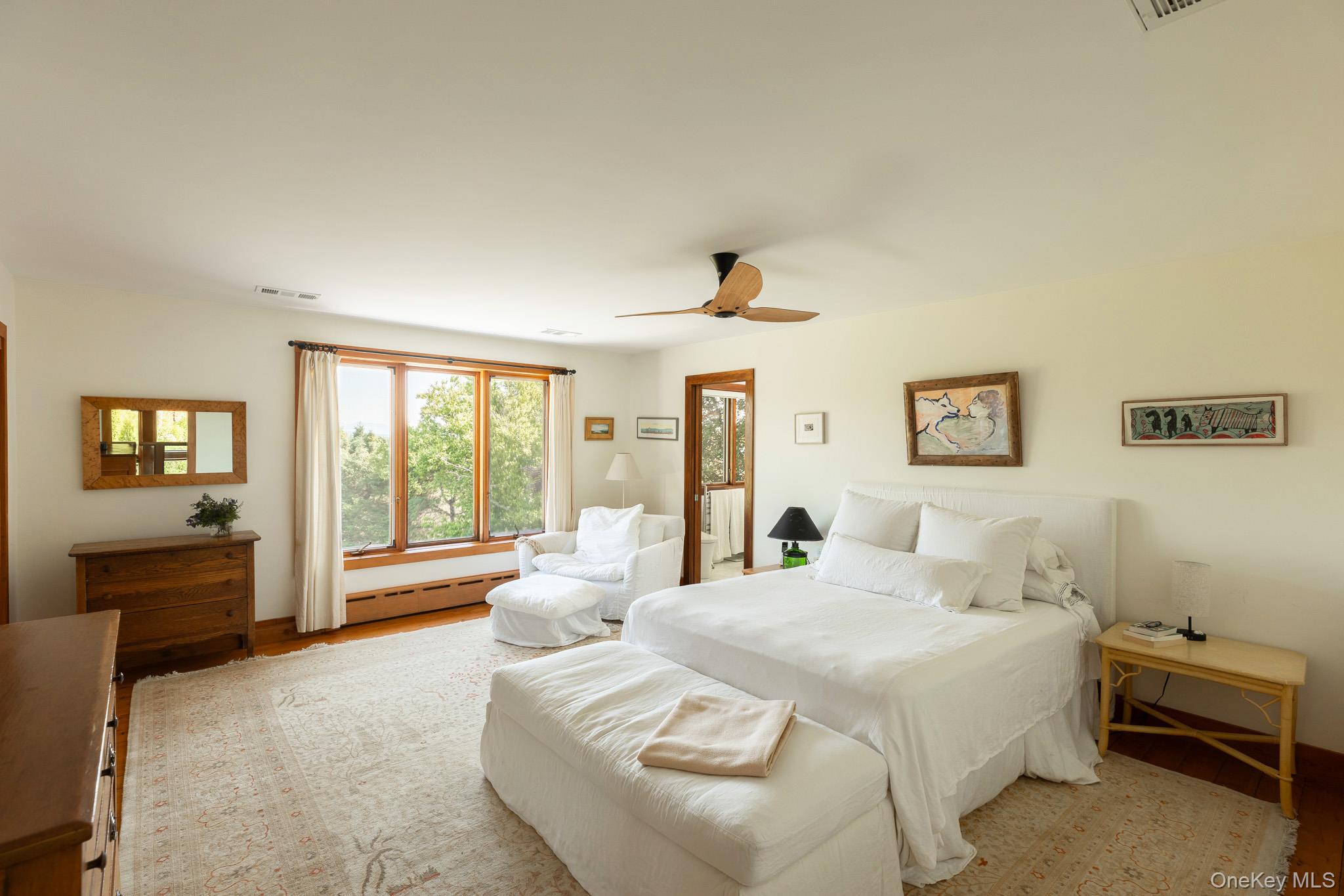 779 Queens Highway Property Photo 23