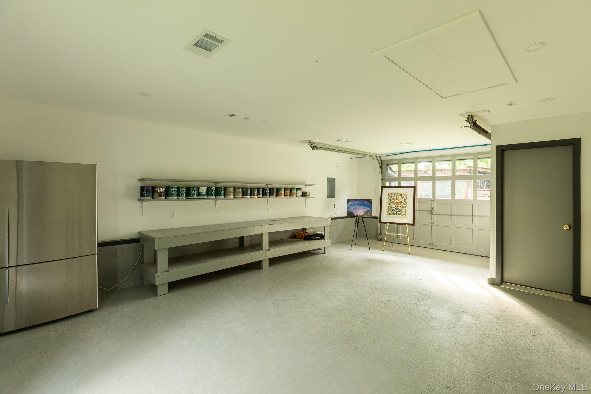 779 Queens Highway Property Photo 42