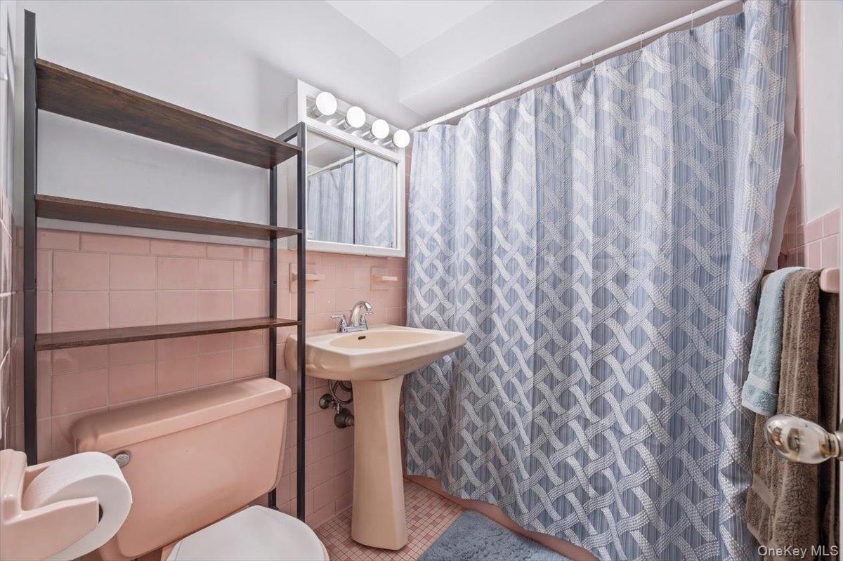 805 Tuckahoe Road Property Photo 7