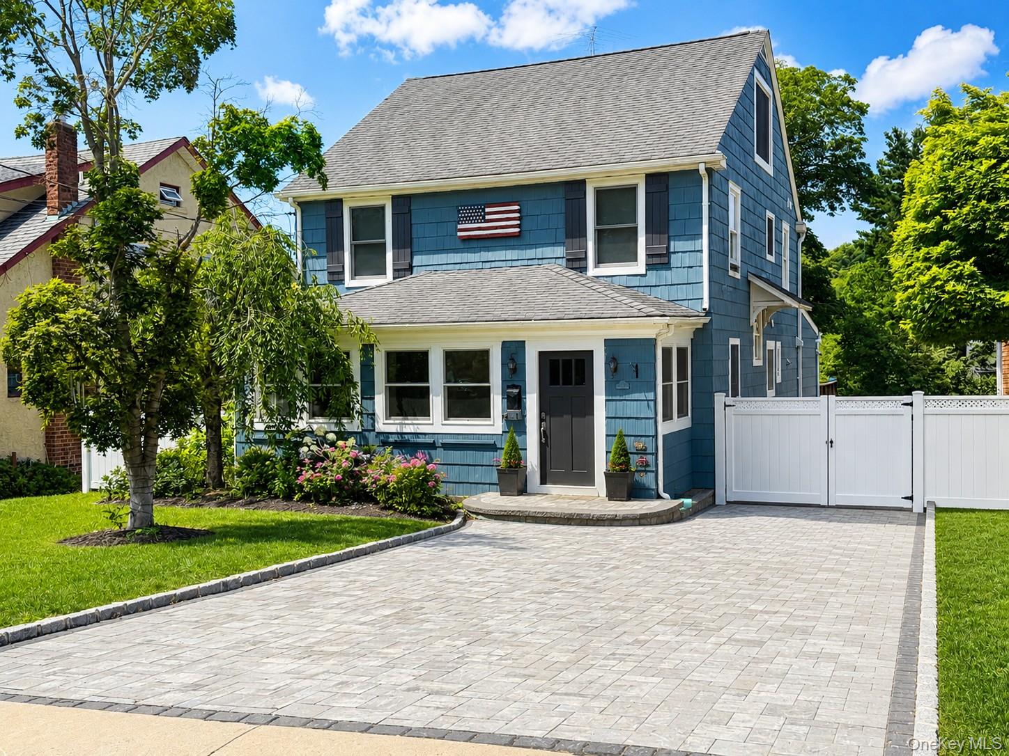182 School Street Property Photo 1