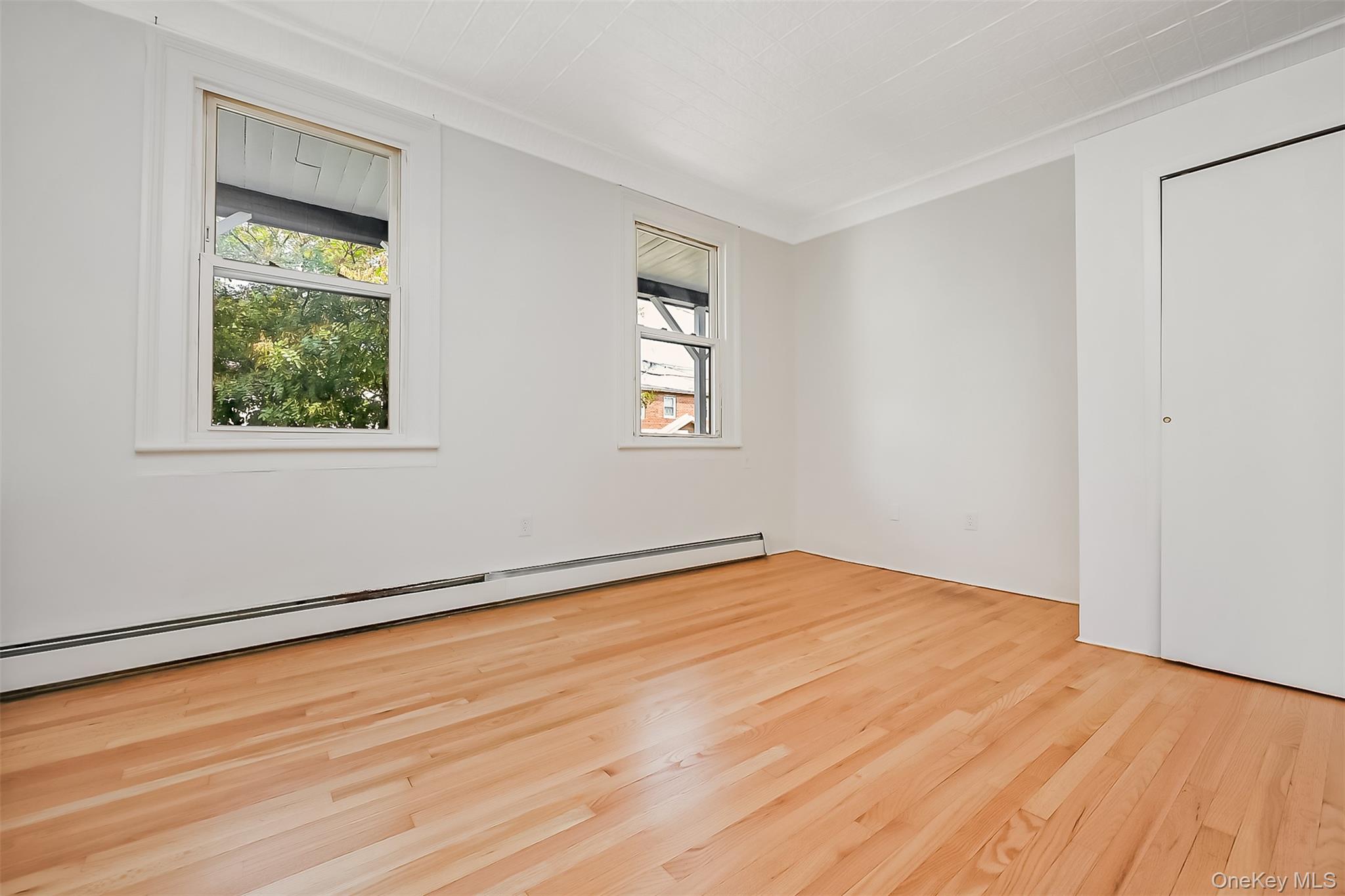 22-12/14 126th Street Property Photo 10