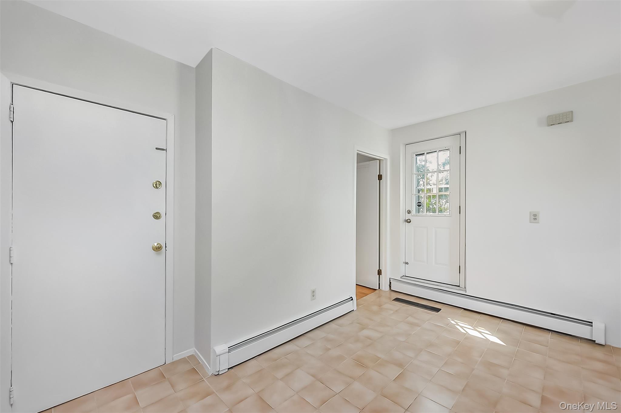 22-12/14 126th Street Property Photo 15