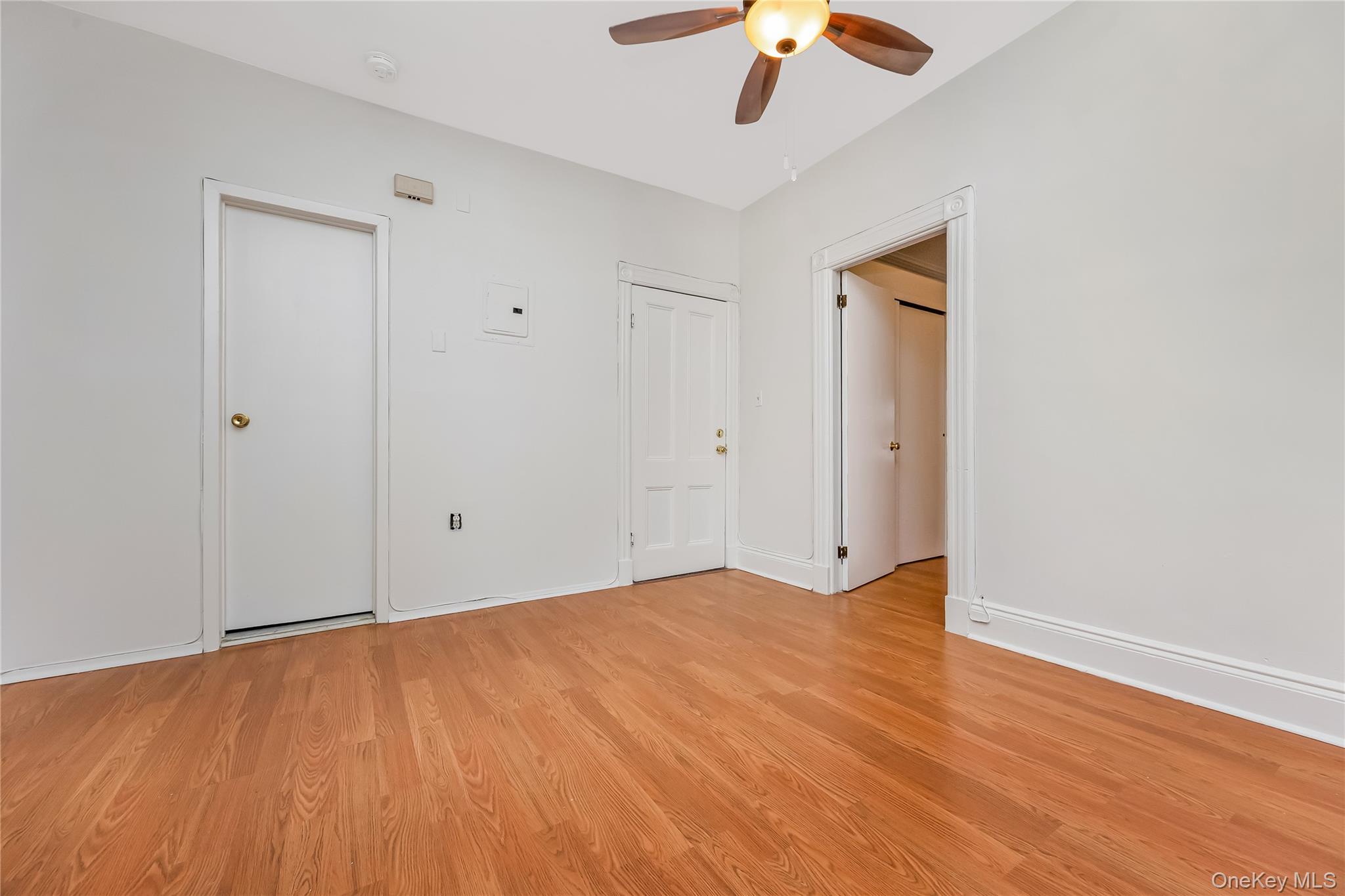 22-12/14 126th Street Property Photo 27
