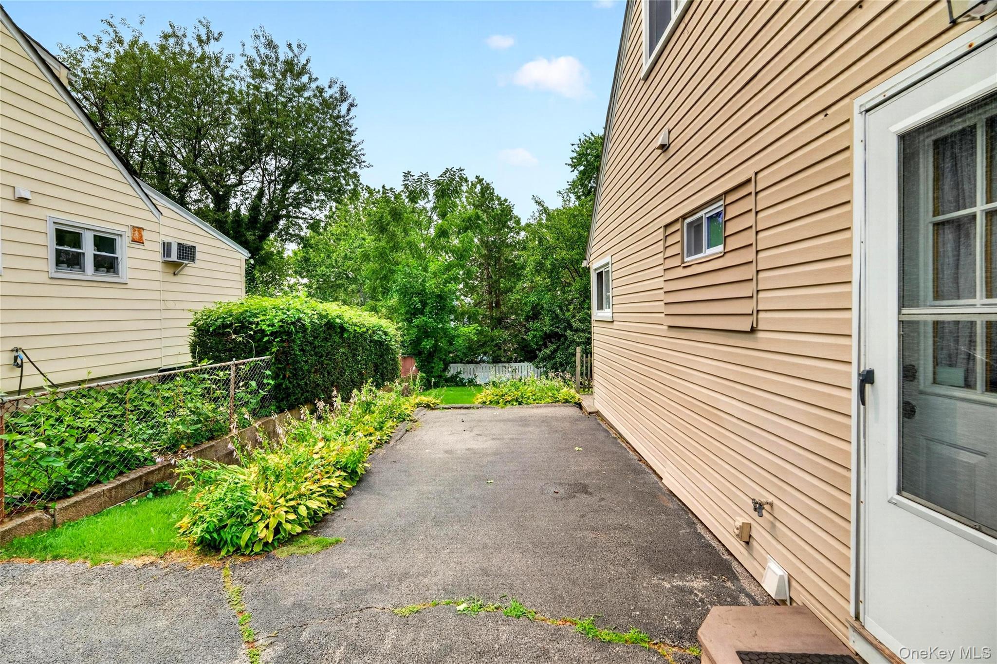 83 Newkirk Road Property Photo 36