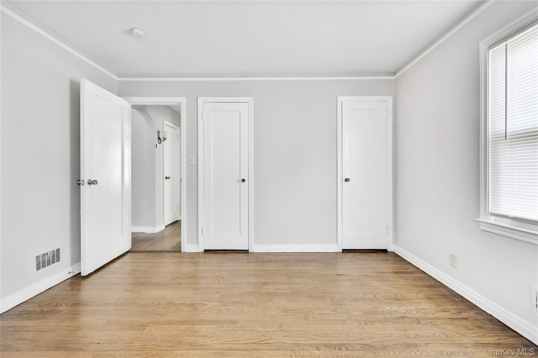 5 Hawthorne Lane Property Photo 21