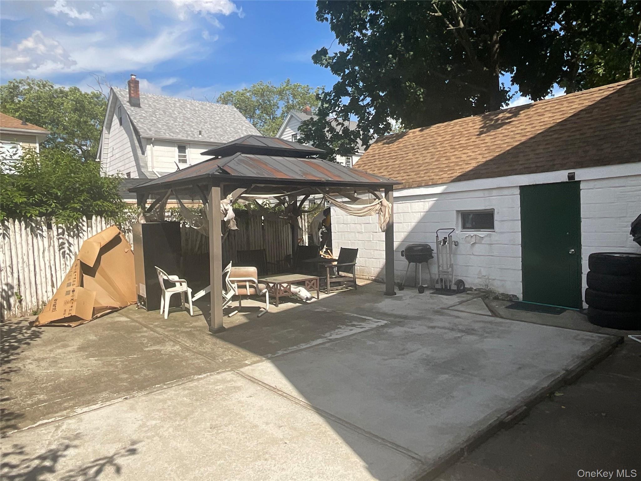 11511 172nd Street Property Photo 6