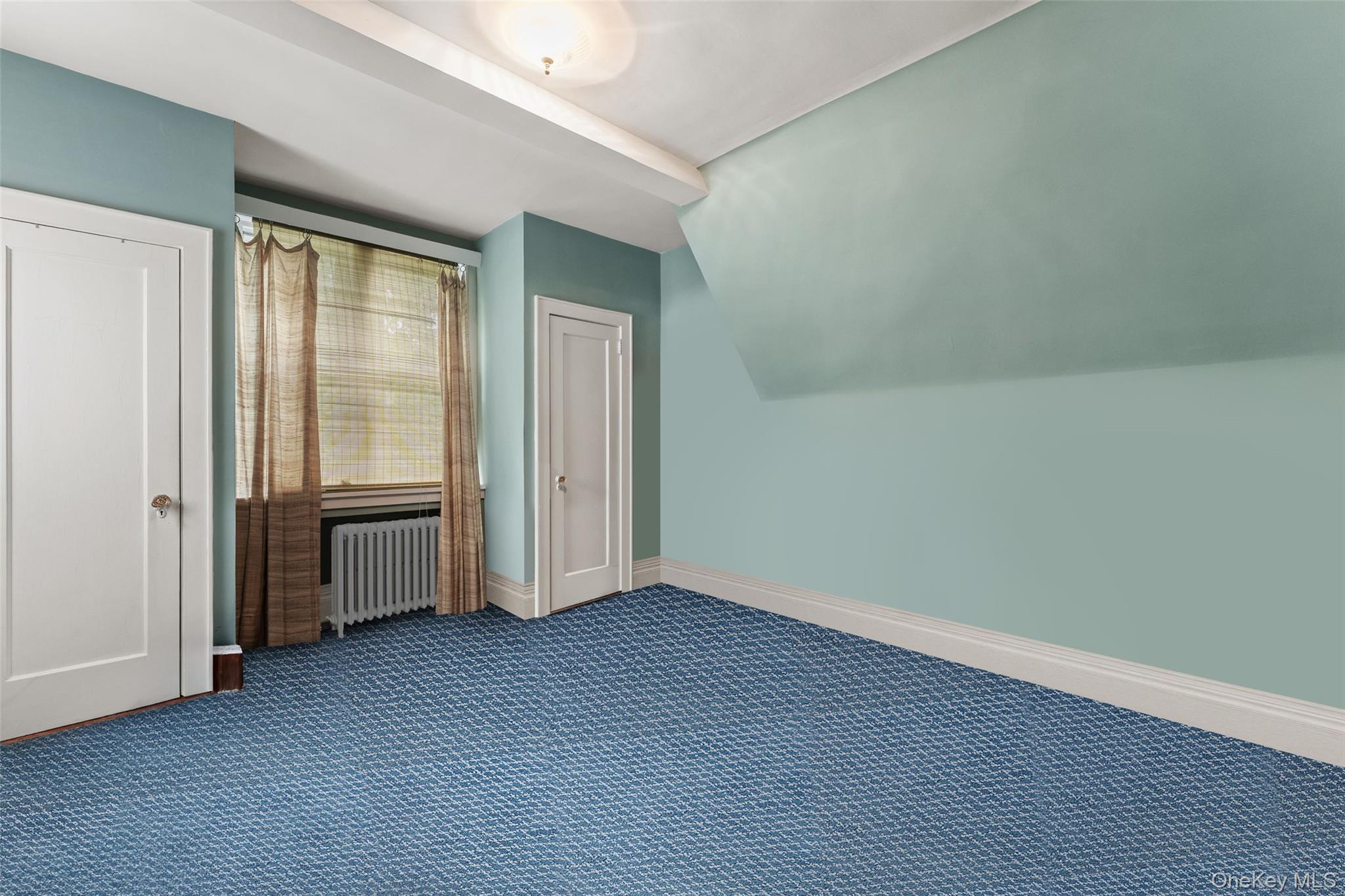 33 Deerfield Avenue Property Photo 13