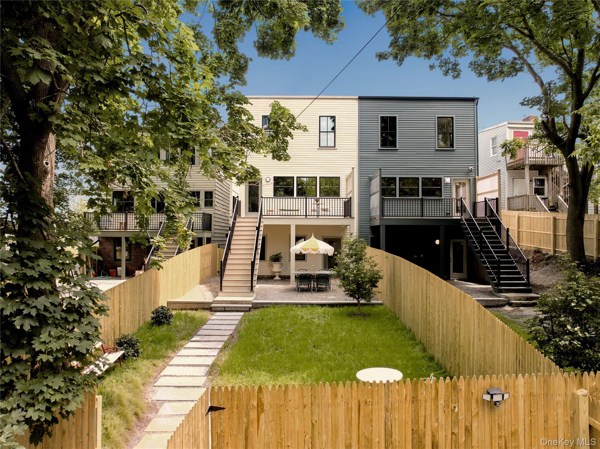 309 State Street Property Photo 2