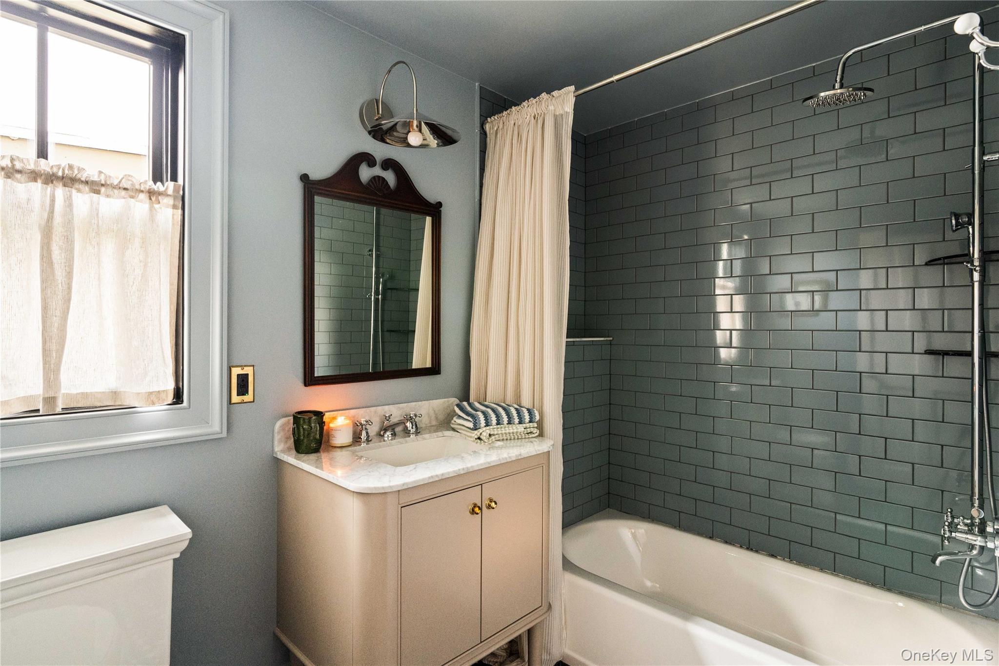 309 State Street Property Photo 31