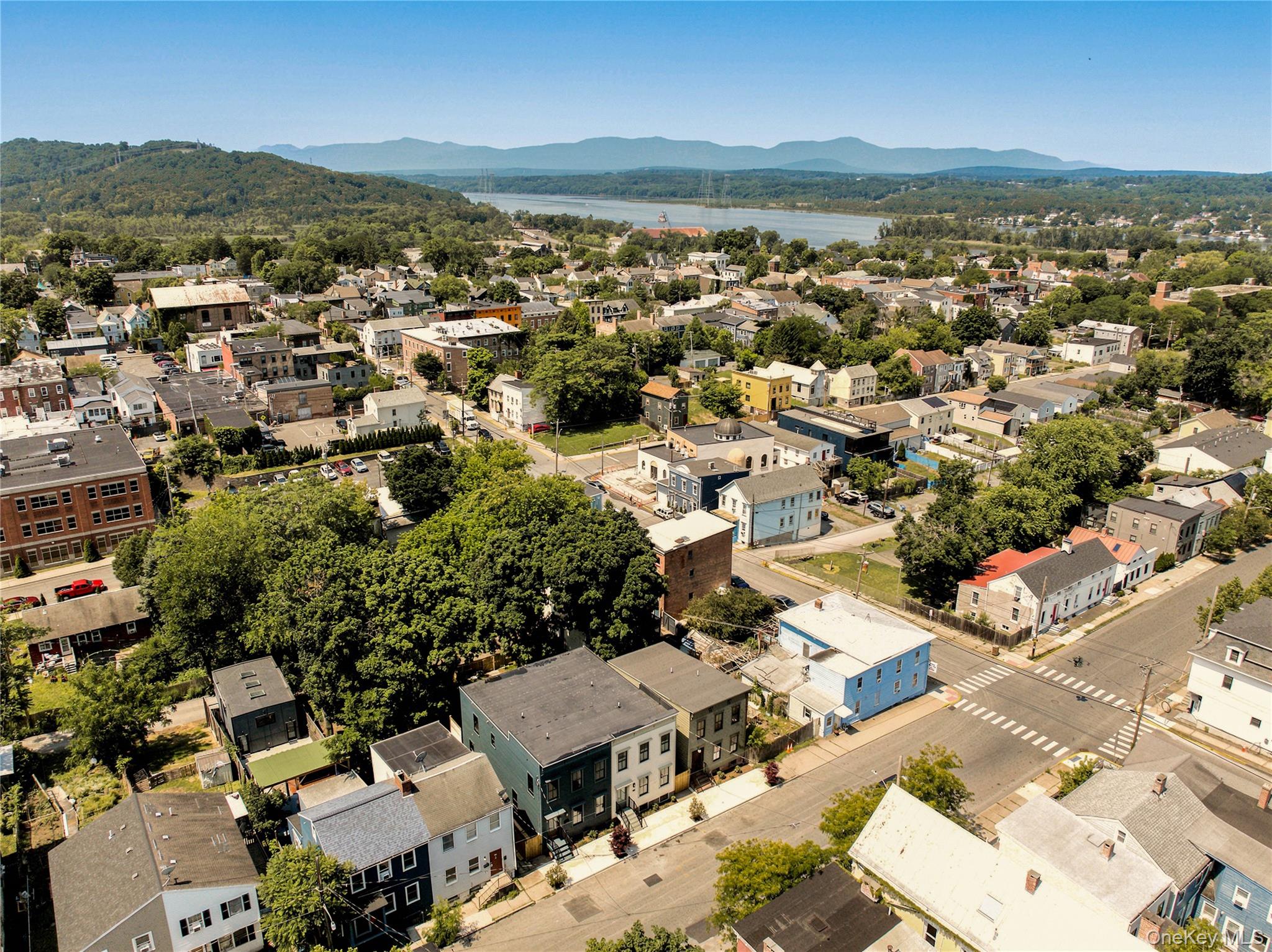 309 State Street Property Photo 40