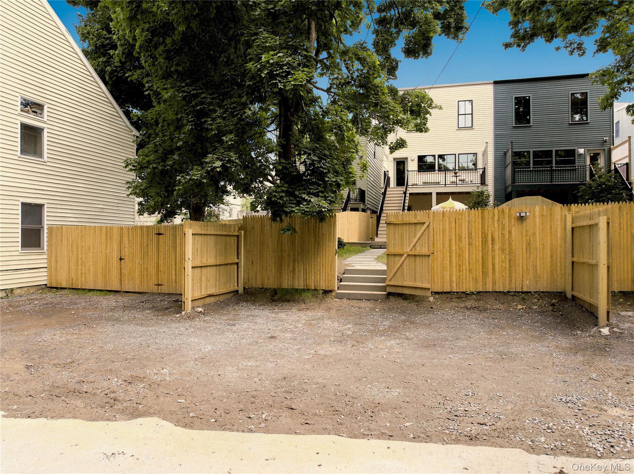 309 State Street Property Photo 42