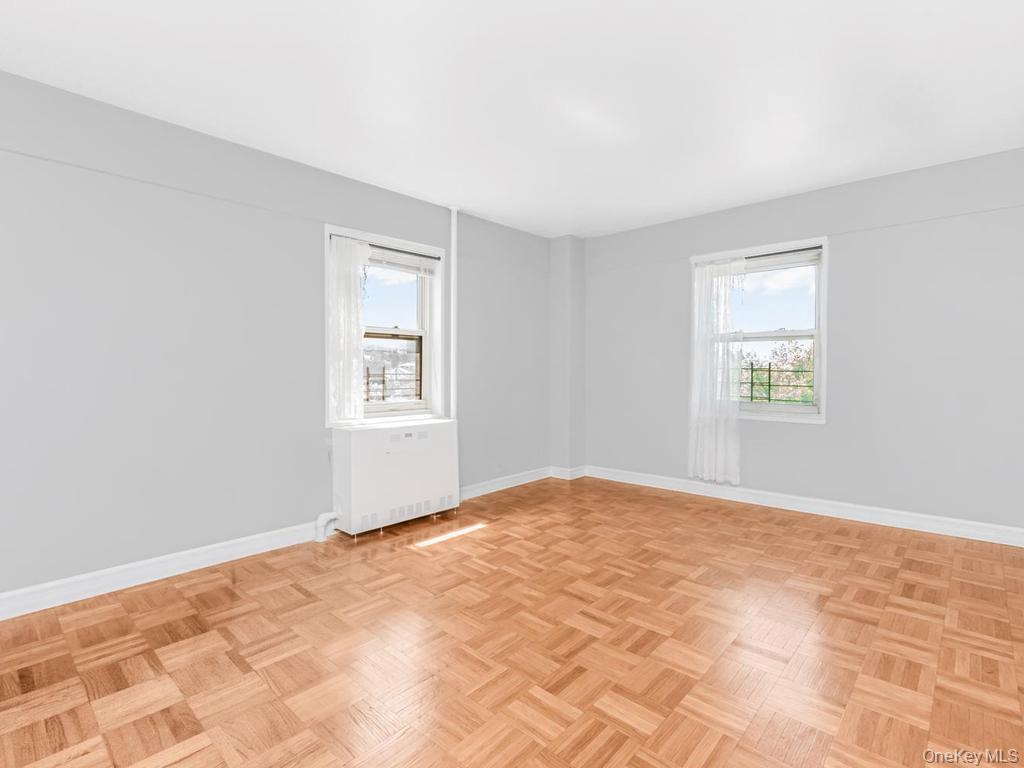 2 Fordham Hill Oval 5b Property Photo 11