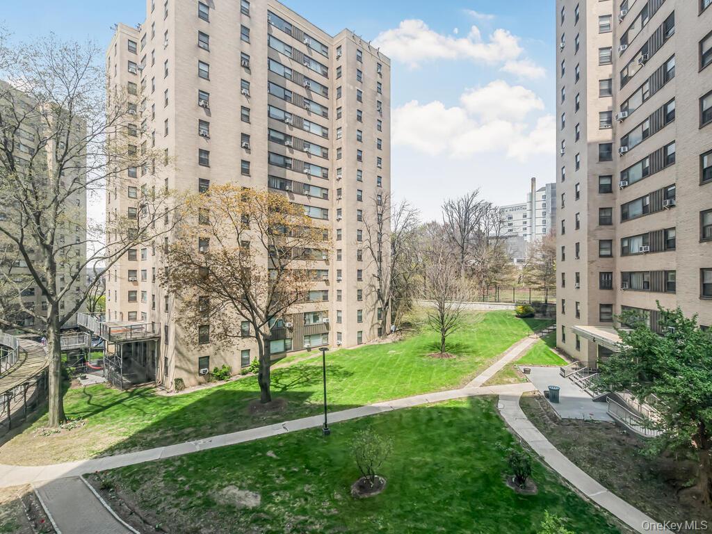2 Fordham Hill Oval 5b Property Photo 22