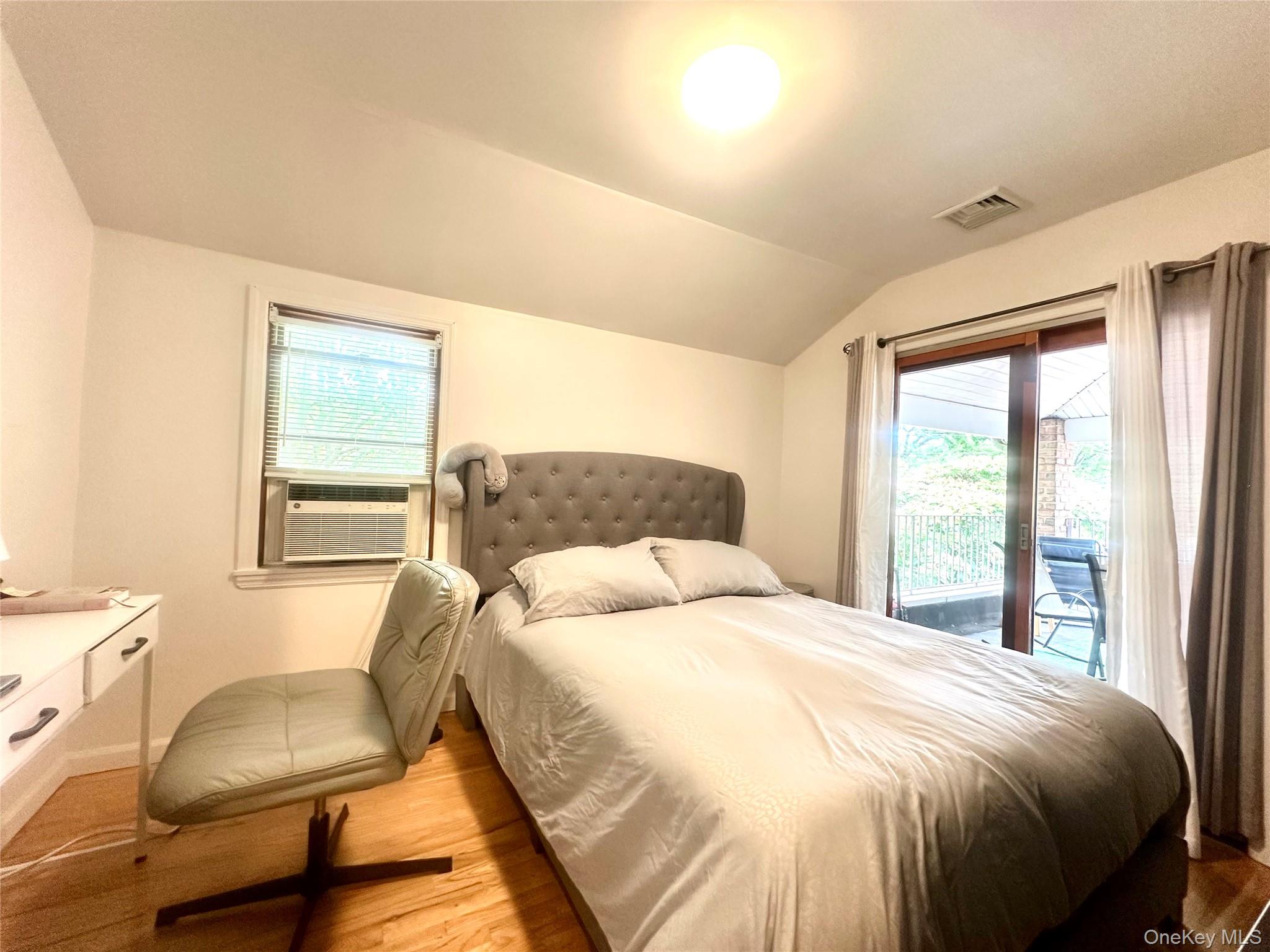12401 7th Avenue Property Photo 10
