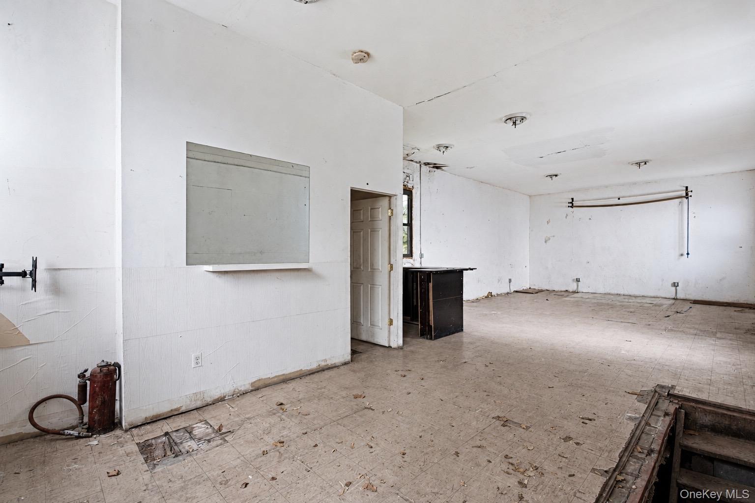 2221 Utica Avenue Property Photo 12