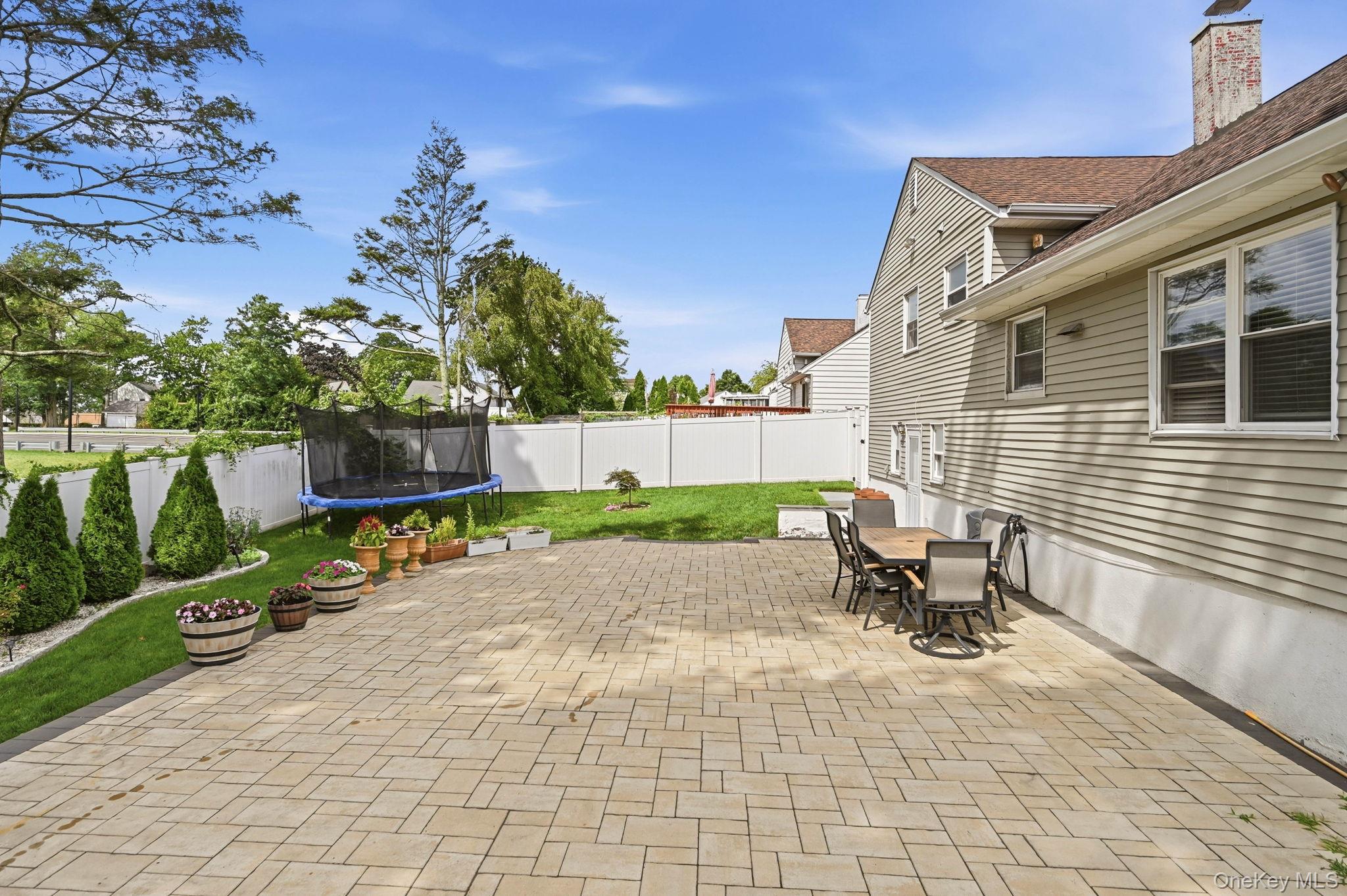 58 Dexter Road Property Photo 33