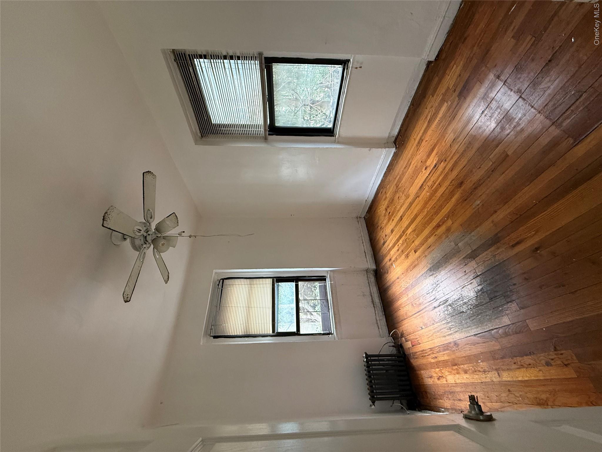 2167 33rd Street 3h Property Photo 6