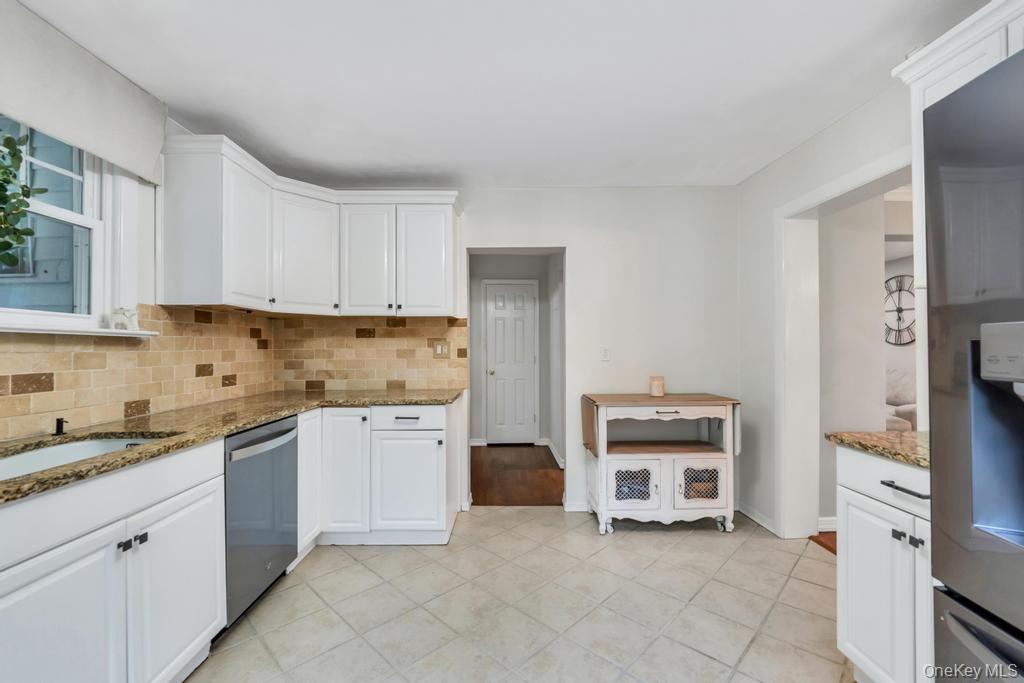 214 1st Street Property Photo 15