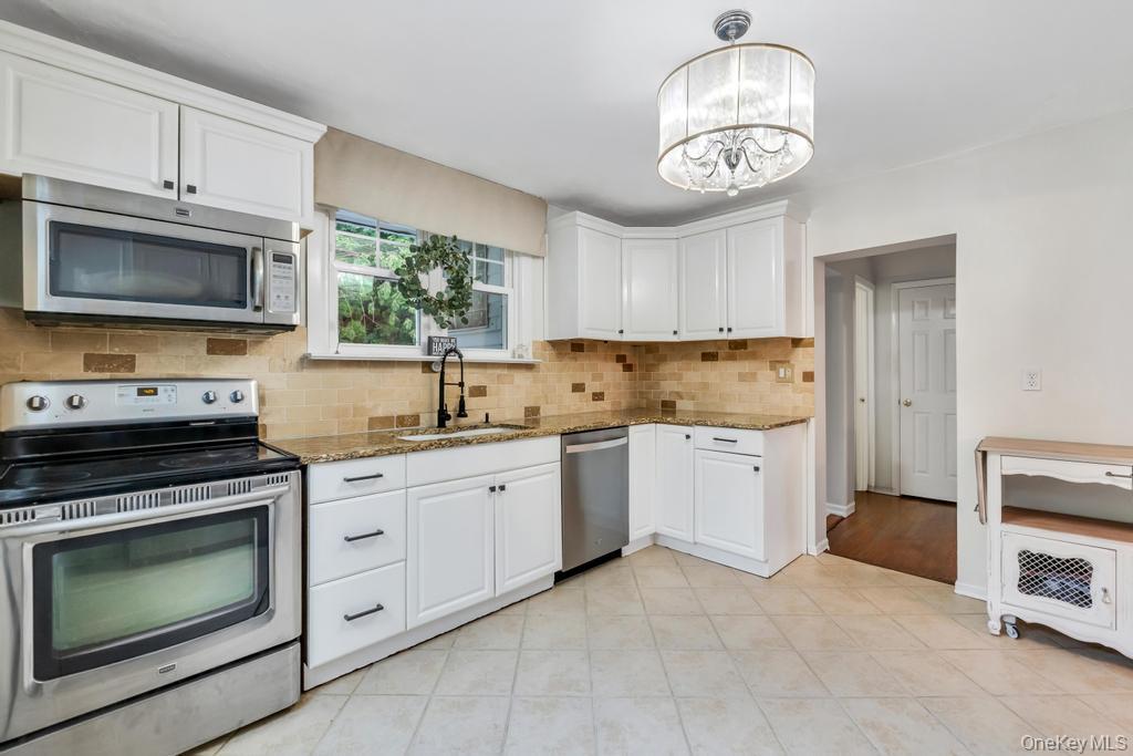 214 1st Street Property Photo 17