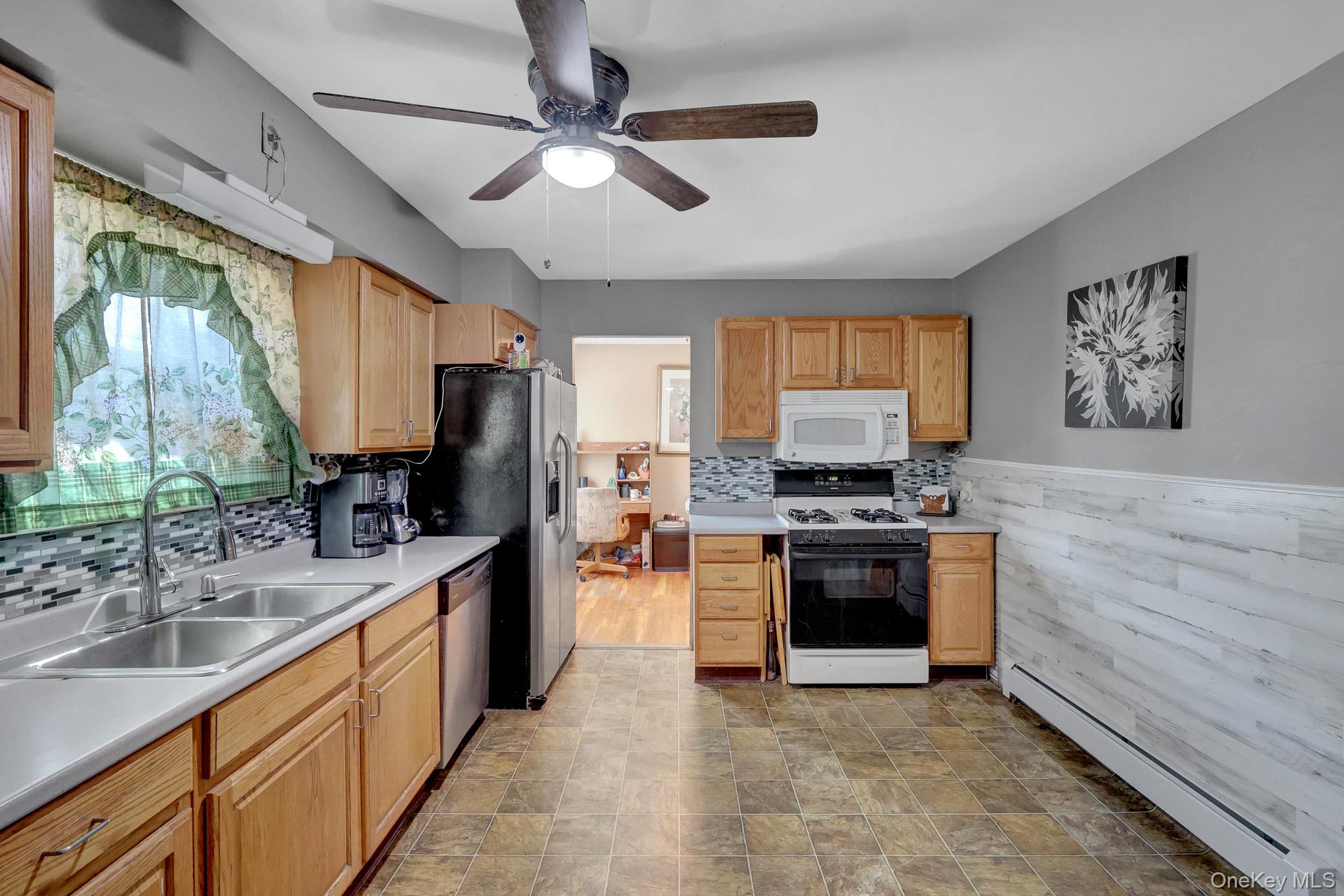 105 Madison Avenue Property Photo 10