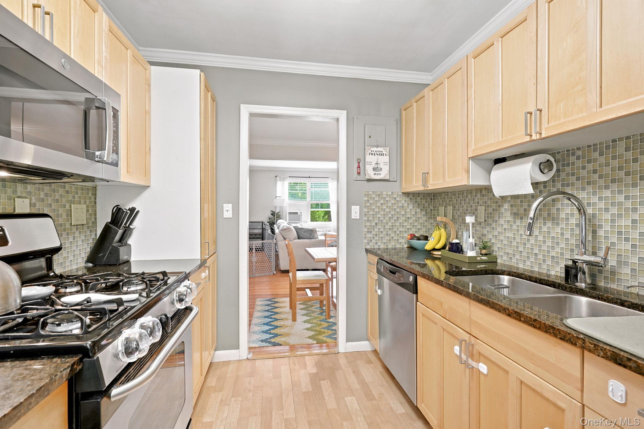 39 Fieldstone Drive H2 Property Photo 7