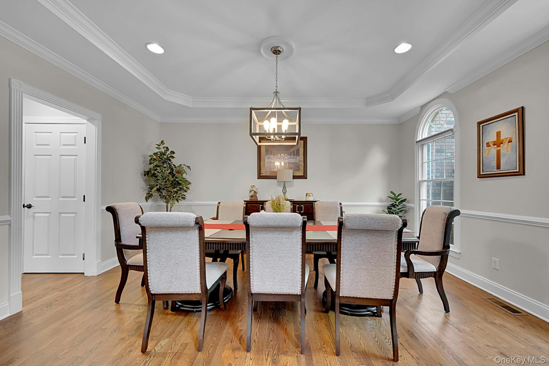 16 Eagle Court Property Photo 8