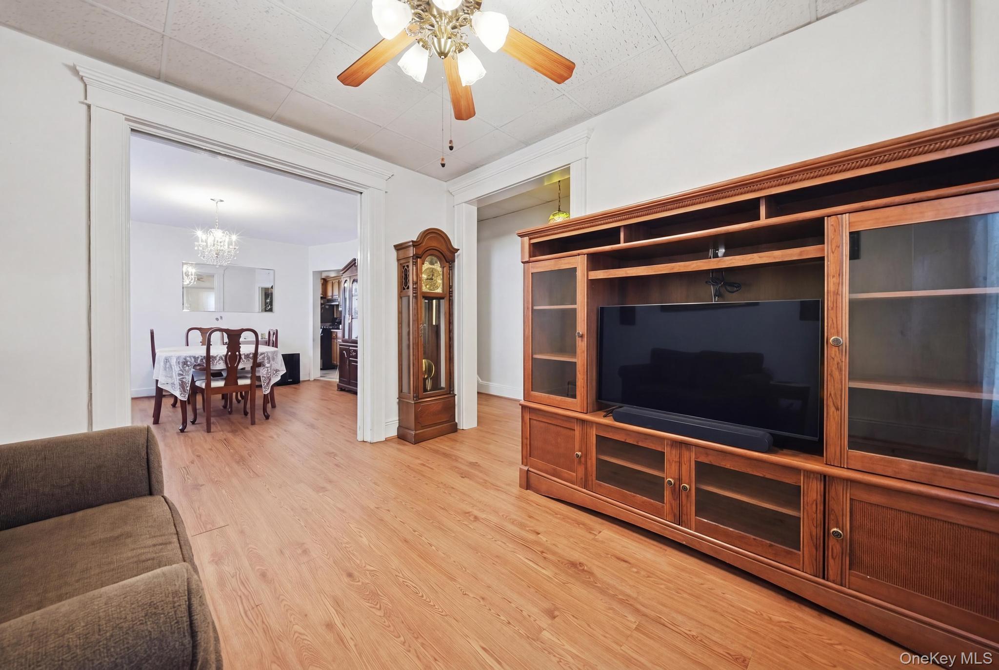 10244 85th Avenue Property Photo 5