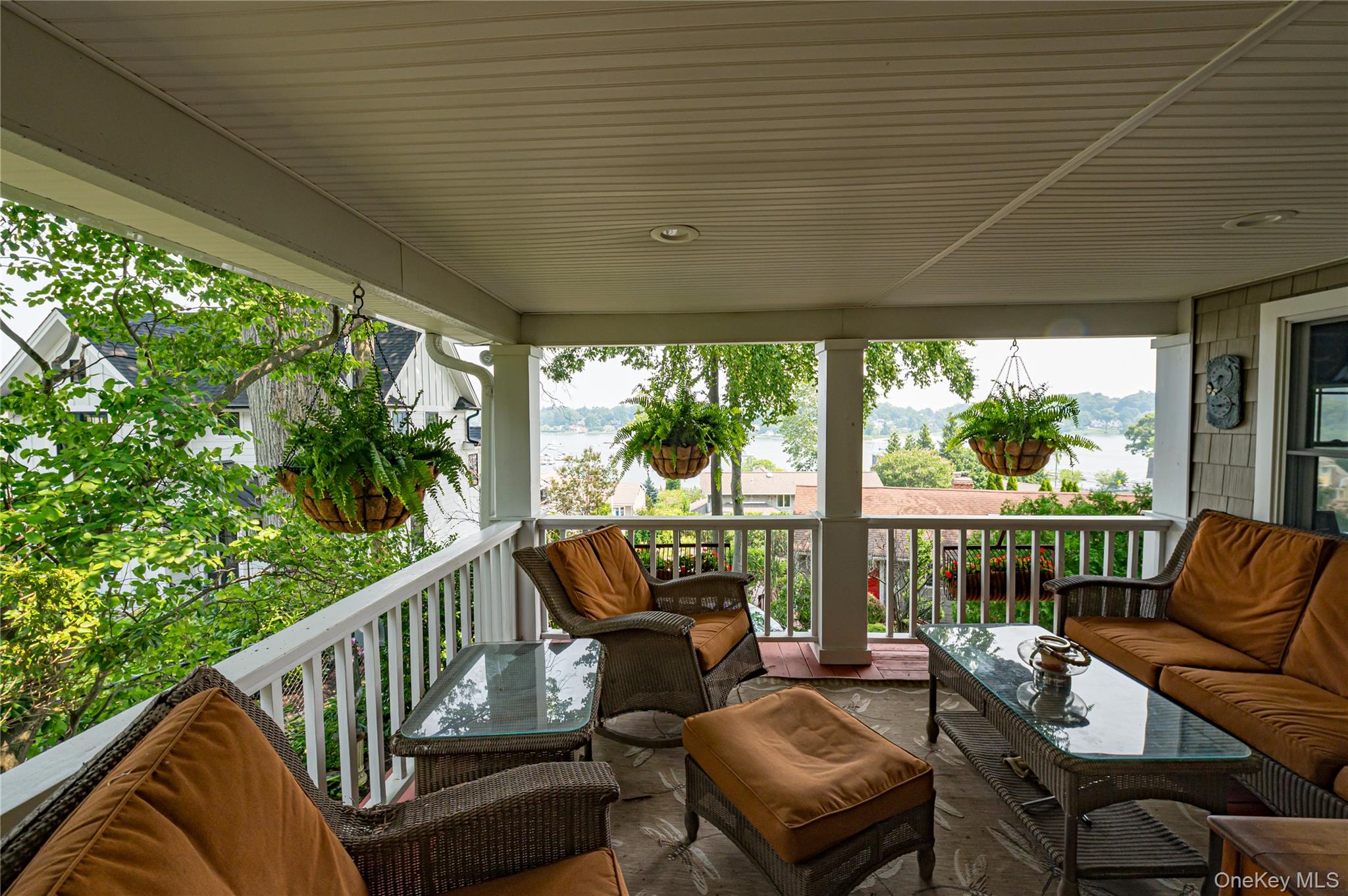 5 Harborview Lane Property Photo 4
