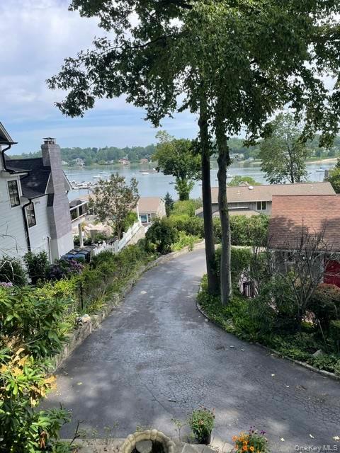 5 Harborview Lane Property Photo 5