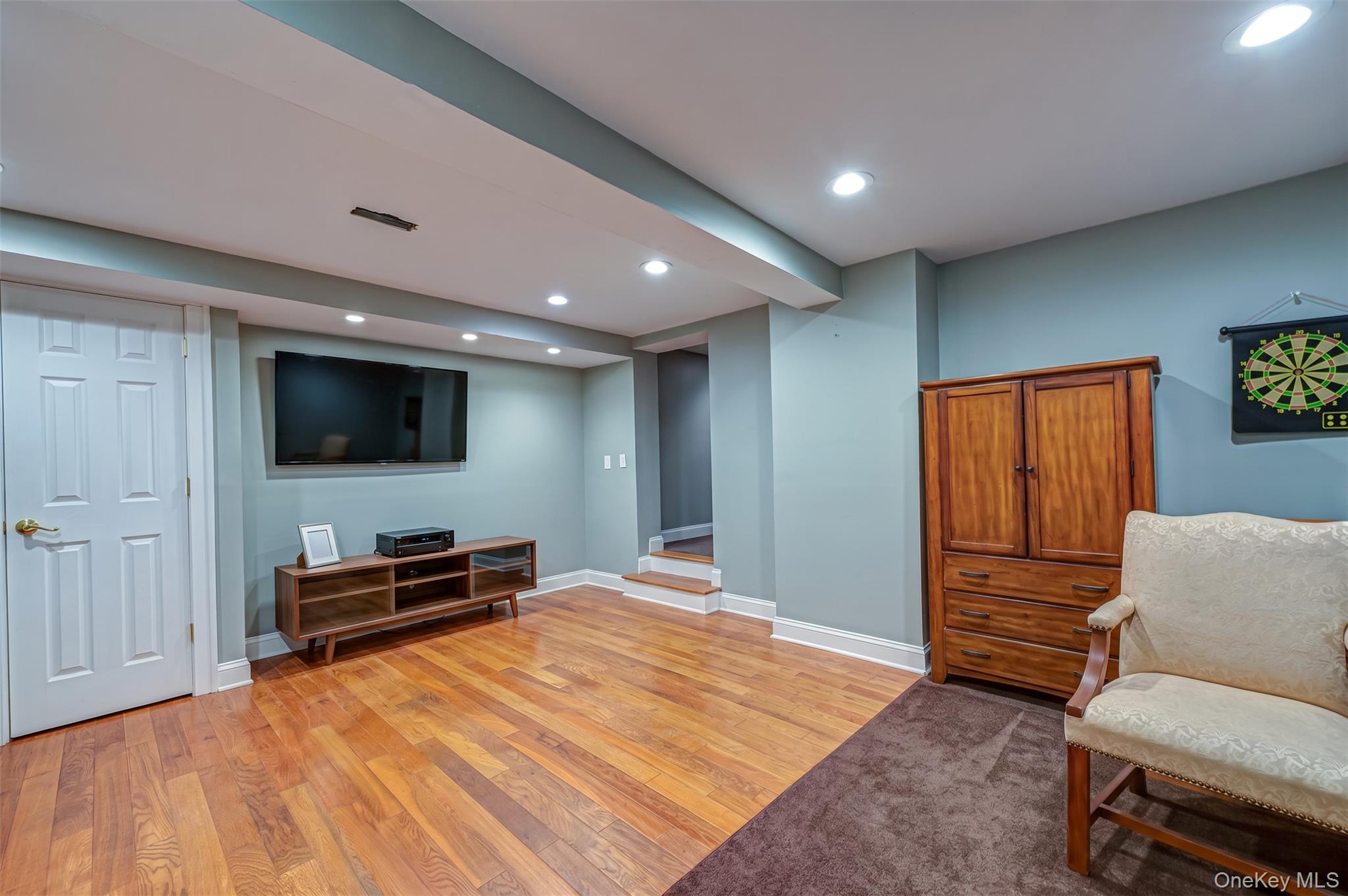 5 Harborview Lane Property Photo 8