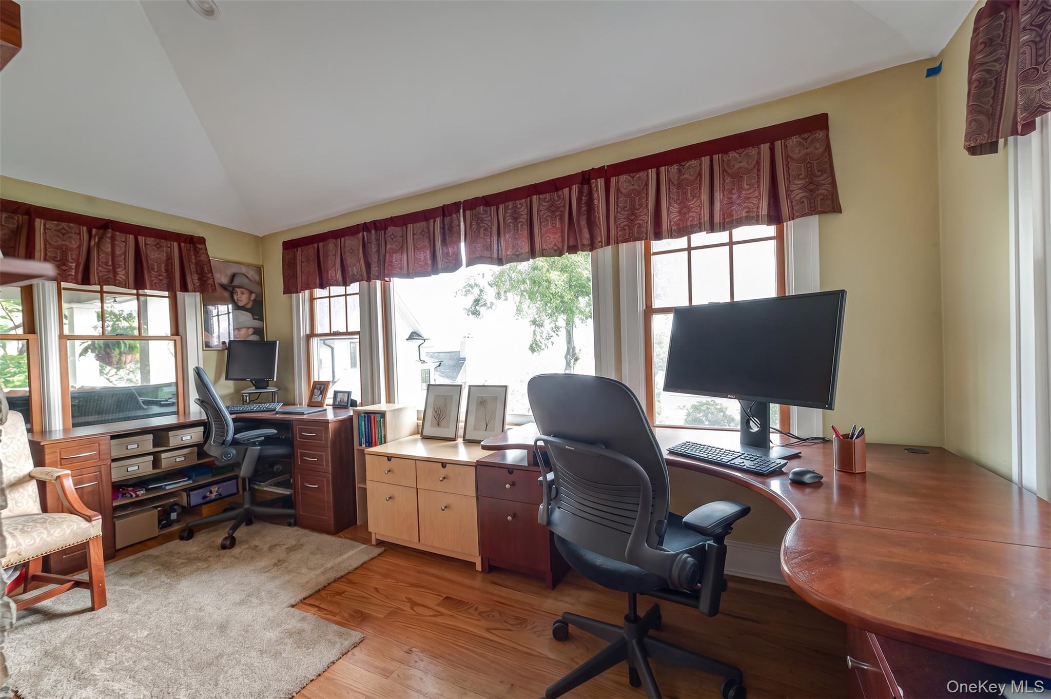 5 Harborview Lane Property Photo 14
