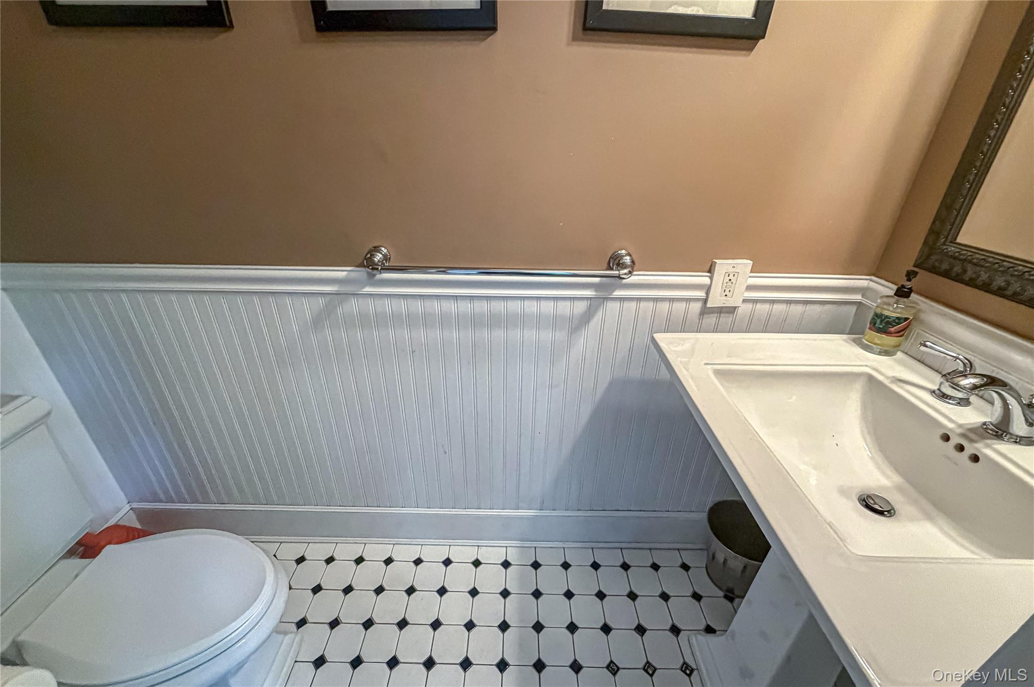 5 Harborview Lane Property Photo 16
