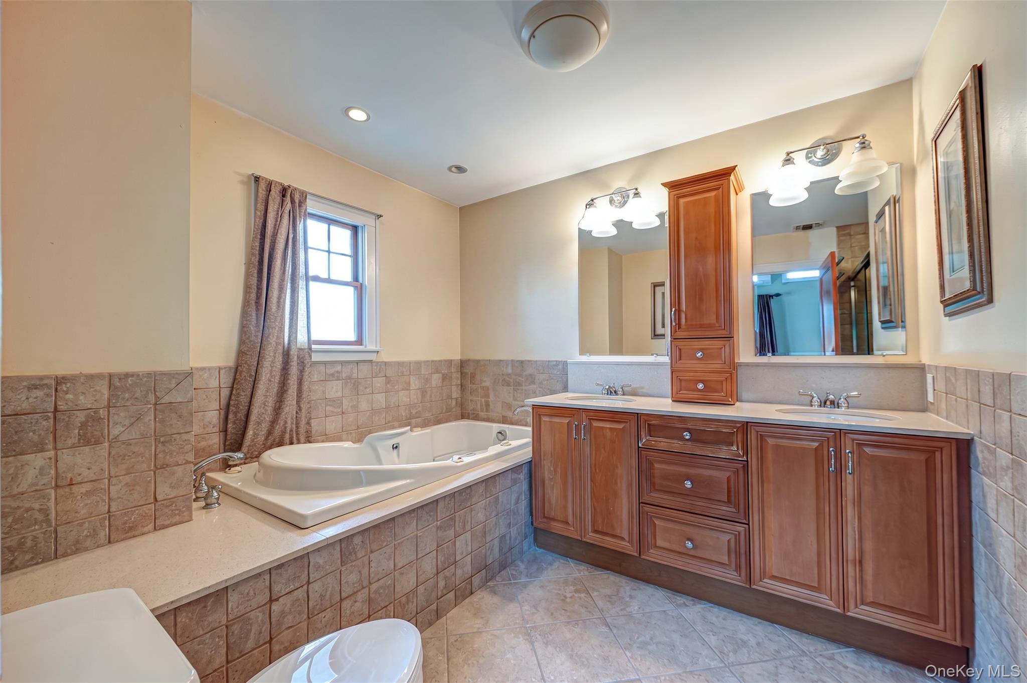 5 Harborview Lane Property Photo 23