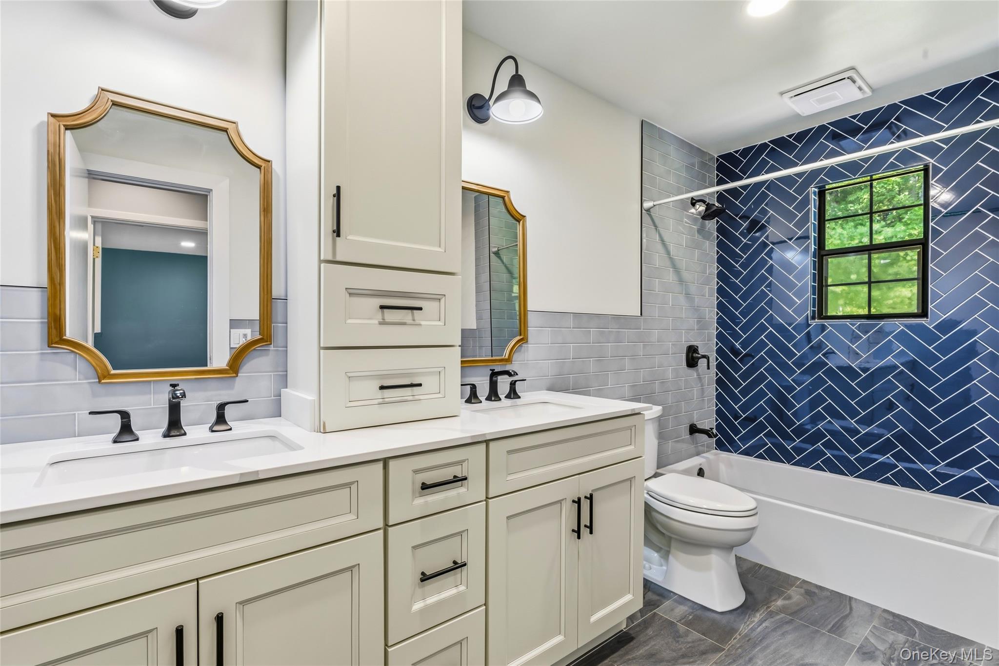 94 Bagatelle Road Property Photo 23