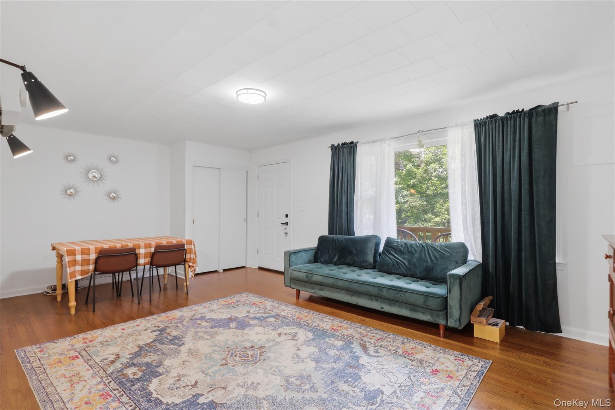 98 Dellay Avenue Property Photo 4