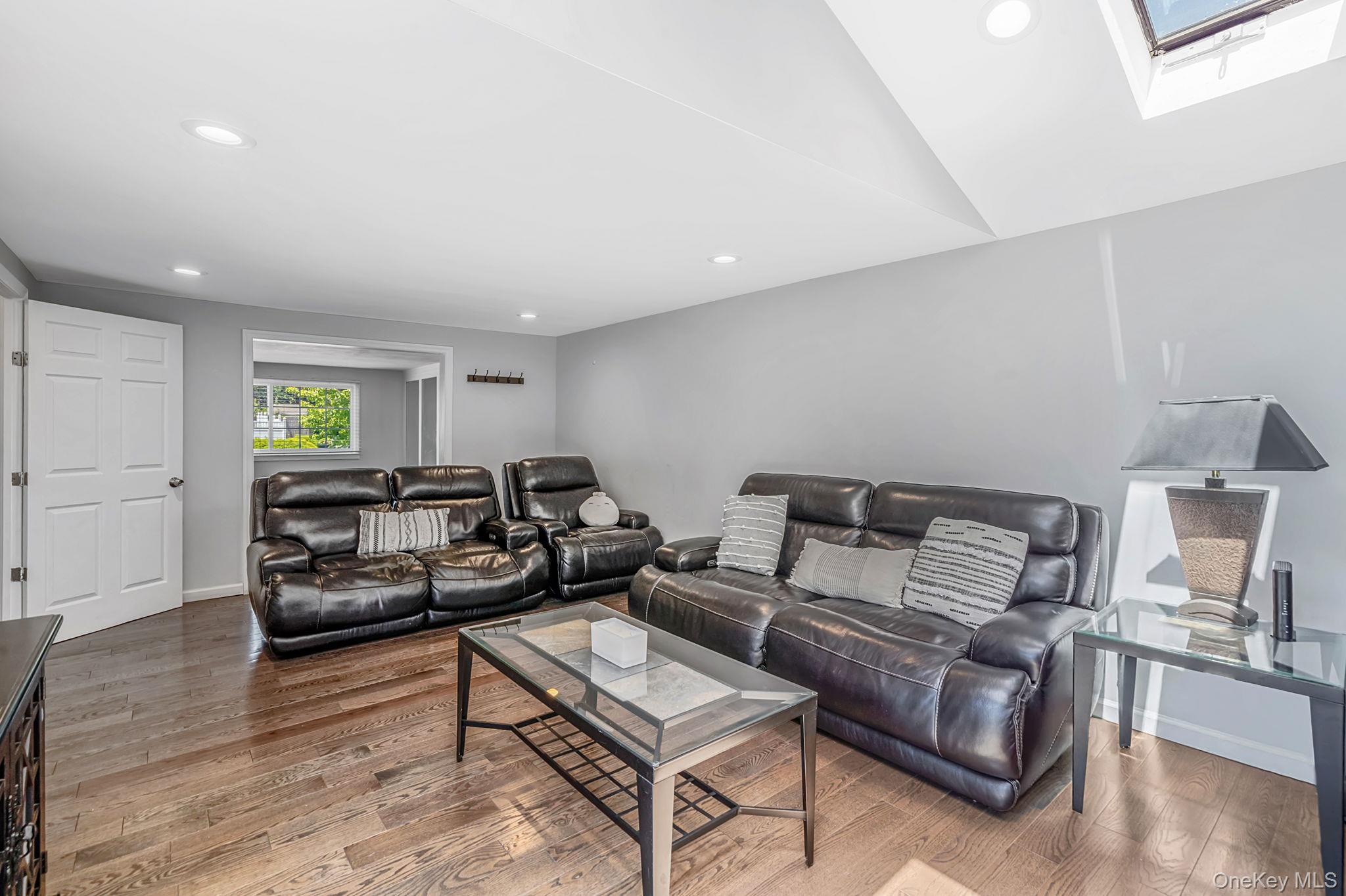 27 Galaxie Lane Property Photo 15